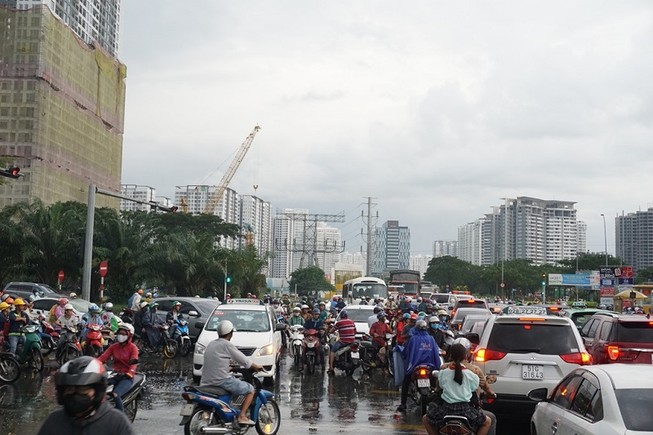 4 nút giao thông 'thấy là sợ' ở TP.HCM