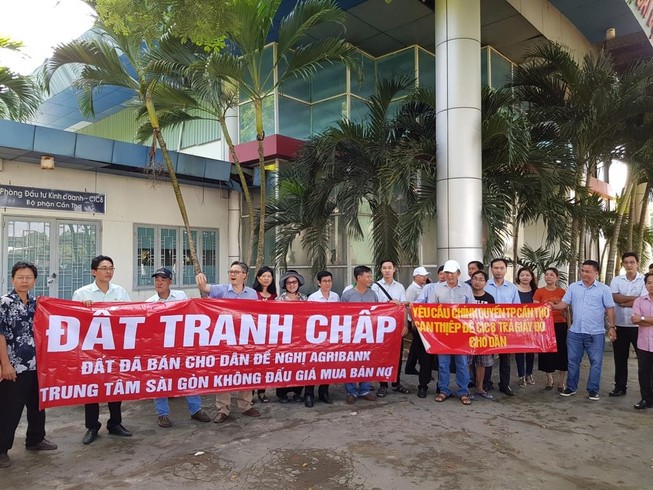 Chủ tịch Cần Thơ chỉ đạo giải quyết vụ người dân đòi trả sổ đỏ