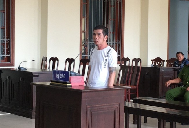 Người có tuổi đời bằng số năm tù lại lãnh án chung thân