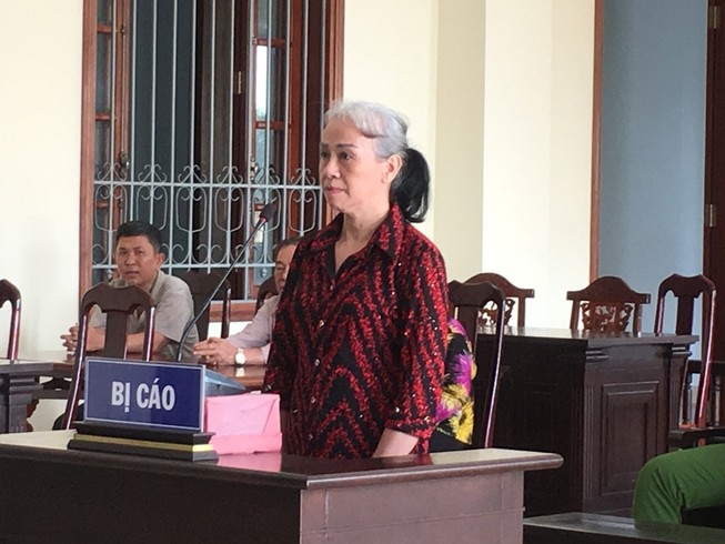 Bán đất của người khác kiếm hàng trăm triệu đồng