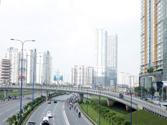 Vì sao giá nhà đất liên tiếp 'đu đỉnh'?