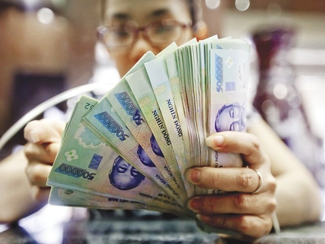Thanh tra đột xuất ngân hàng đổ tiền nhiều vào nhà, đất