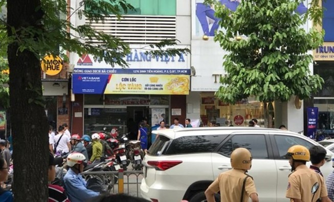 Lãnh đạo Ngân hàng Việt Á lên tiếng về vụ cướp