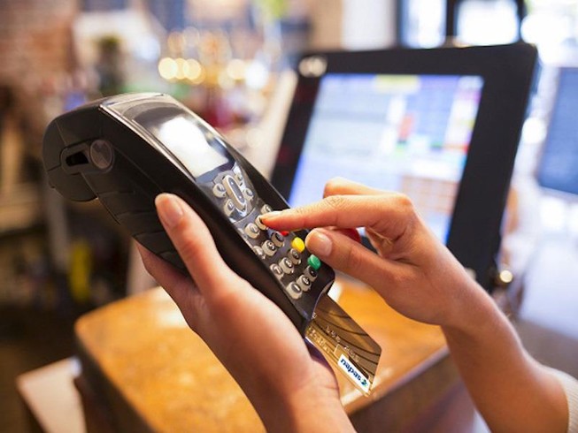 Biểu phí dịch vụ ngân hàng sẽ giảm mạnh?