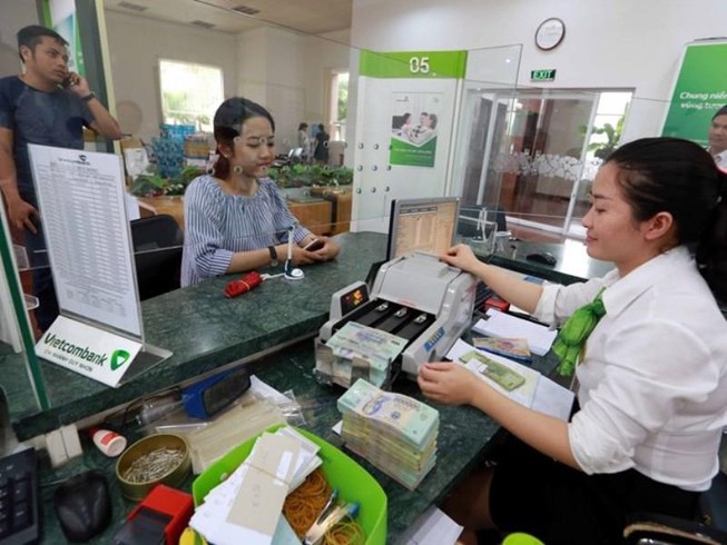 Các ngân hàng đã giảm lãi suất gần 60.000 tỉ trong năm 2018