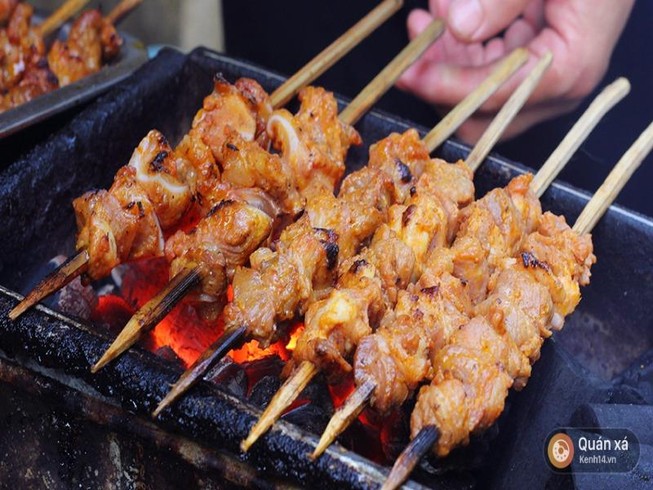 Ăn thịt nướng liên tục có thể bị cao huyết áp