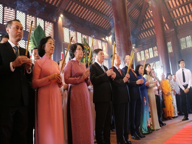 An vị tượng Đức Lễ Thành Hầu Nguyễn Hữu Cảnh