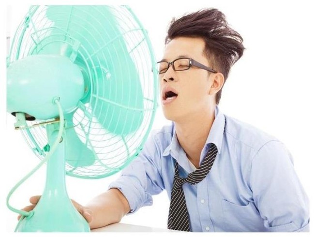 Những sai lầm nguy hiểm khi giải nhiệt mùa nóng