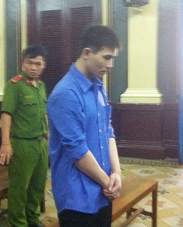 Chửi gà ra án mạng