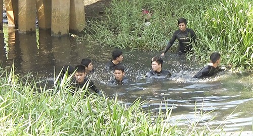 Cháu bé hai tuổi ngã sông Mỹ Phú tử vong