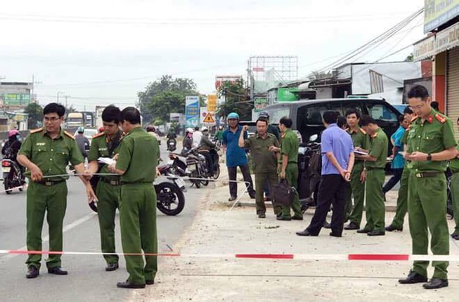Thông tin mới vụ trung tá công an bị kẻ ngáo đâm tử vong