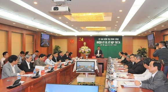 2 Đại tá bị cách chức trong Đảng vì liên quan Út trọc