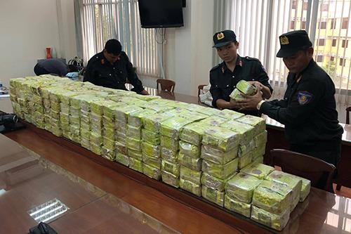 Bộ Công an vây bắt đường dây ma túy cực lớn ở TP.HCM