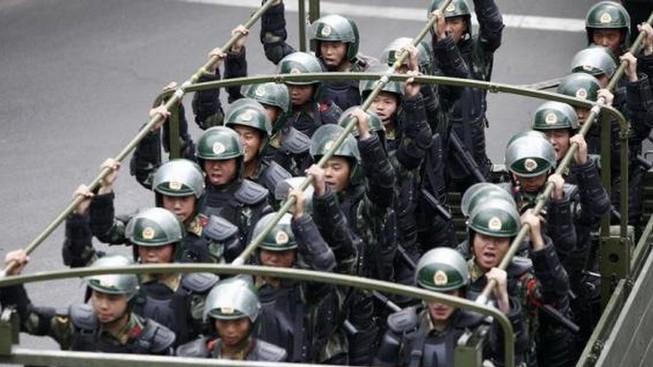 Trung Quốc bỏ tù 32 người truyền tải phim khủng bố bạo lực