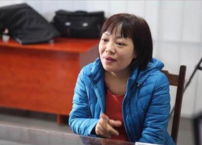 Nữ phóng viên nhận 70.000 USD ngay tại tòa soạn