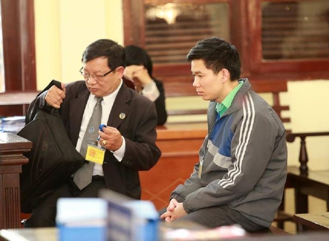 Biết nhưng không cảnh báo, vì không thuộc thẩm quyền