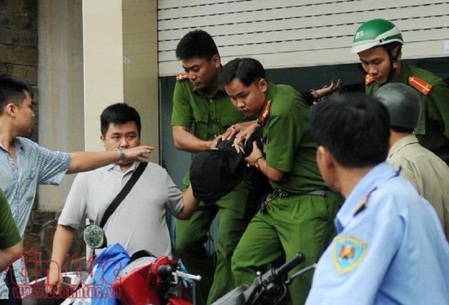 Bộ Công an nêu giải pháp chống cướp ngân hàng
