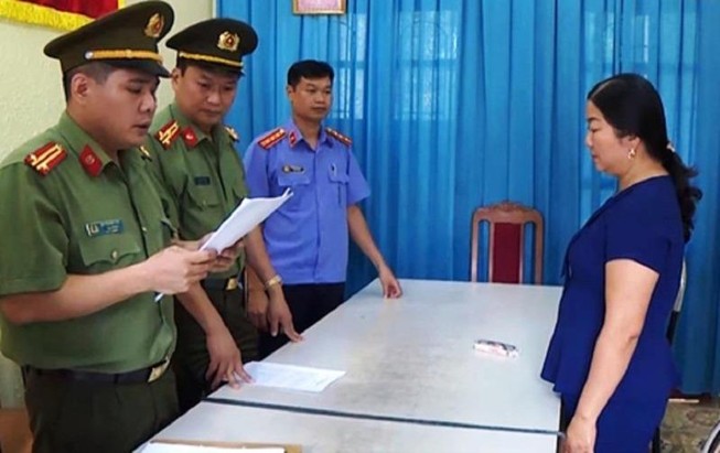 Những 'cậu ấm cô chiêu' nào được nâng điểm ở Sơn La?