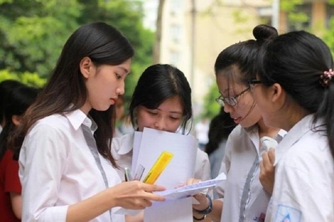 Vì sao Lịch sử và tiếng Anh có nhiều điểm dưới trung bình?