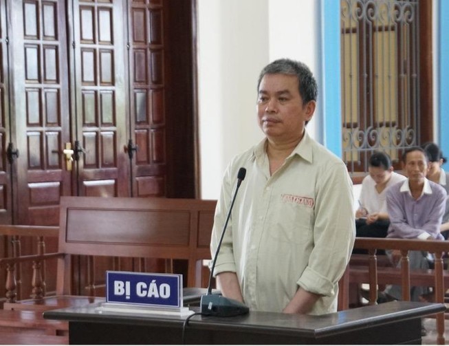 Mở lại phiên xử người con trai bị cáo buộc giết mẹ ruột