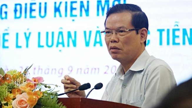 Gian lận điểm Hà Giang: Khiển trách em gái ông Triệu Tài Vinh