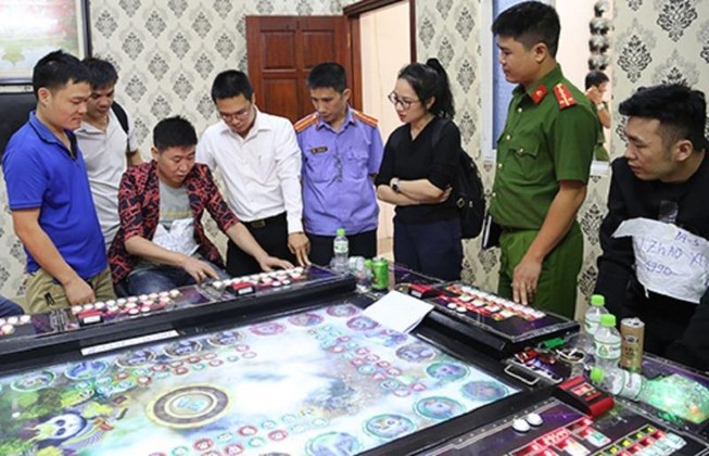 Hình sự triệt phá 5 tụ điểm cờ bạc có người Trung Quốc