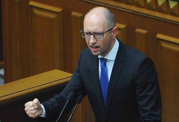 Ukraine: Liên minh cầm quyền sụp đổ, Thủ tướng Yatsenyuk từ chức