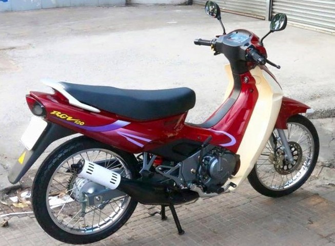 Suzuki RGV hàng hiếm được trả giá ngang Kia Morning