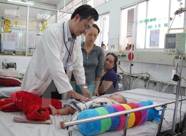 Người dân cần đi khám ngay khi có biểu hiện nghi sốt xuất huyết