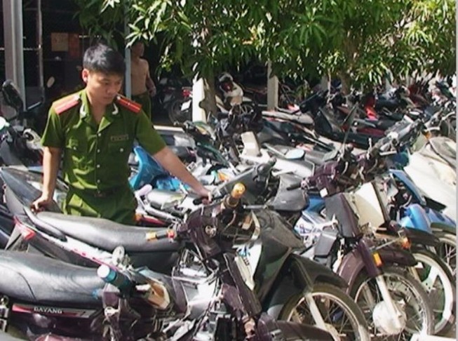 Mua xe không rõ nguồn gốc có bị truy tố hình sự?