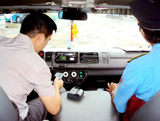 Ô tô không lắp hộp đen bị phạt như thế nào?