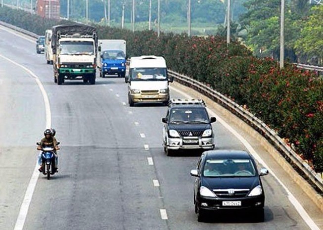 Lỗi xử phạt khi đi sai làn đường