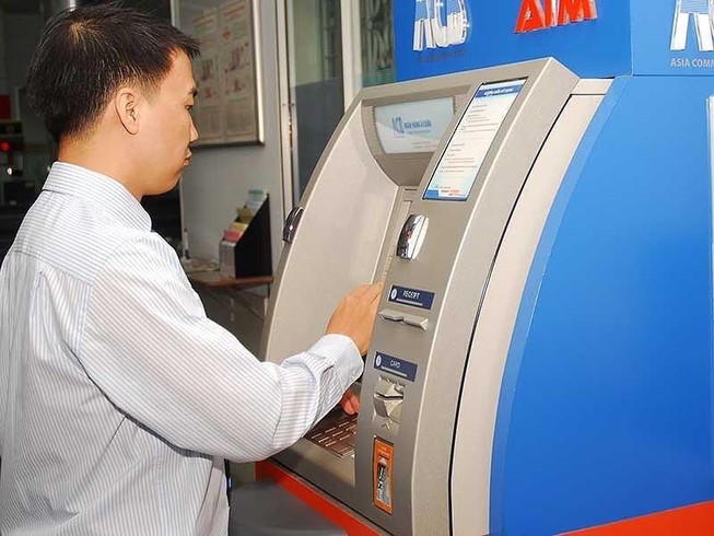 Ngân hàng cảnh báo chiêu lừa mới trên facebook
