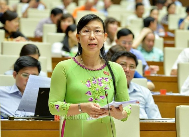 Rắc rối chuyện giam giữ người chuyển giới