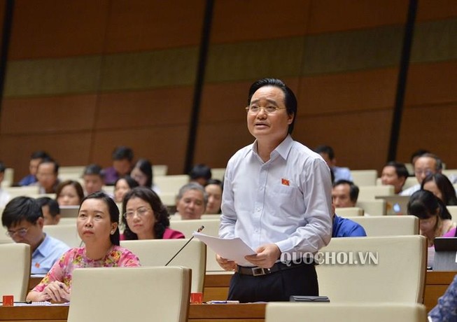 Bộ trưởng Phùng Xuân Nhạ nhận trách nhiệm vụ gian lận thi cử