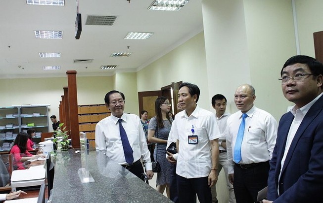 Bộ Nội vụ đưa 33 thủ tục giải quyết ở bộ phận một cửa