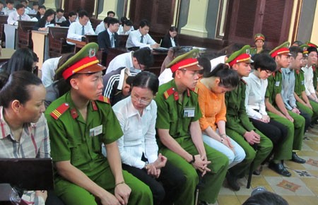 “Thuyết khách” Huyền Như và miếng mồi lãi suất