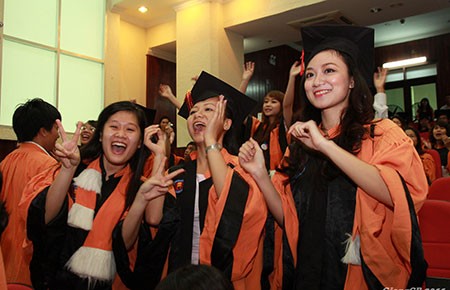 Giáo dục đại học: Chỉ nên kiểm soát đầu ra