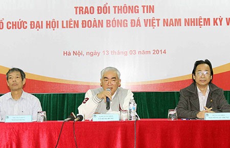 Người cũ cho bộ máy mới