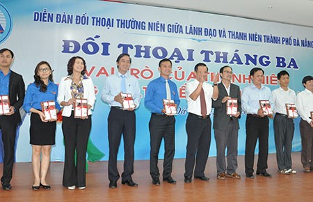 Lãnh đạo Đà Nẵng đối thoại với thanh niên