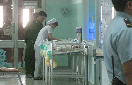Khởi tố kẻ bắt cóc bé sơ sinh ở BV Hùng Vương