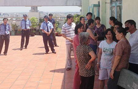 Cư dân đòi “trục xuất” chủ đầu tư chung cư