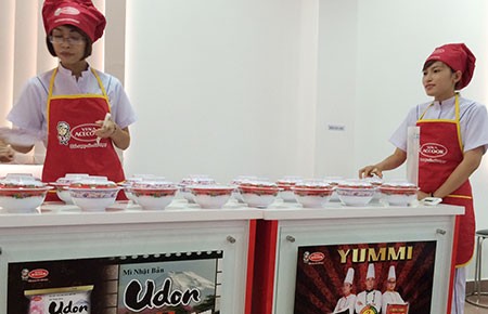 Thú vị từ tour tham quan nhà máy dành cho sinh viên