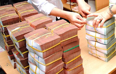 Ngân hàng “đau đầu” với nợ xấu