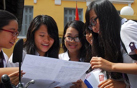 Chống tiêu cực = Siết đại học