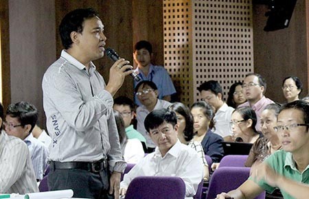 Căng thẳng đại hội cổ đông ĐH Hoa Sen