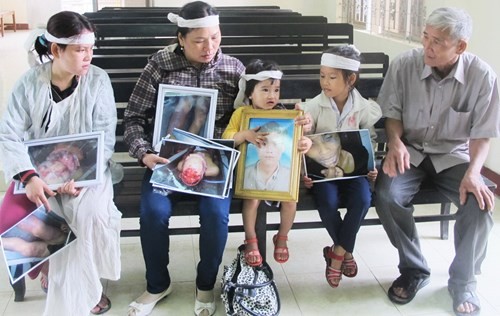 Chưa tống đạt quyết định khởi tố phó Công an TP Tuy Hòa