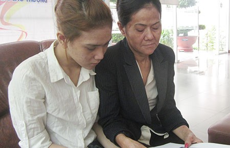 Giúp cô gái có giấy khai sinh sau 20 năm