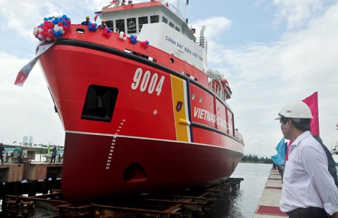 Hạ thủy tàu kéo, cứu hộ hiện đại nhất Việt Nam