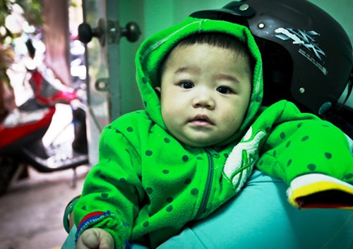 Nhờ người lạ giữ con rồi đi biệt